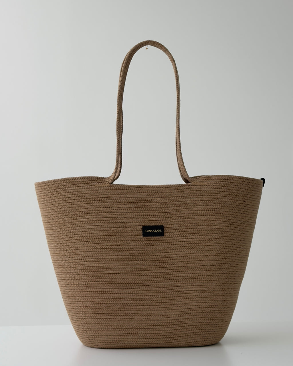 Luna  Oval – Golden Caramel