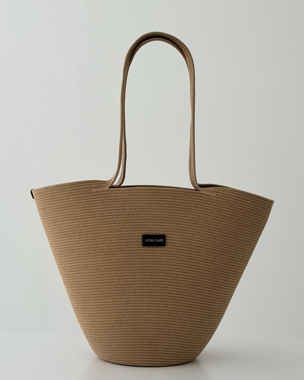 Luna Round – Golden Caramel