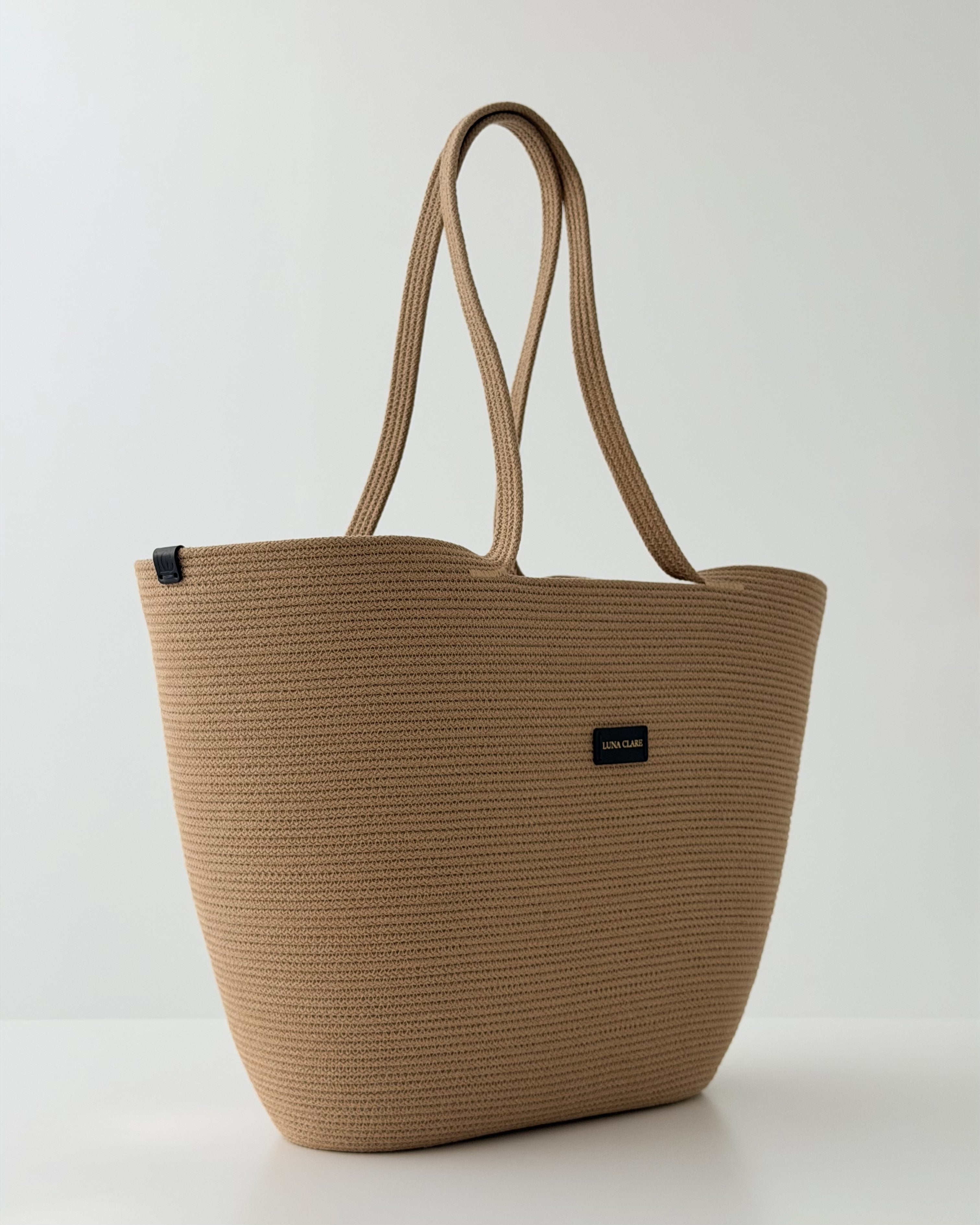 Luna  Oval – Golden Caramel