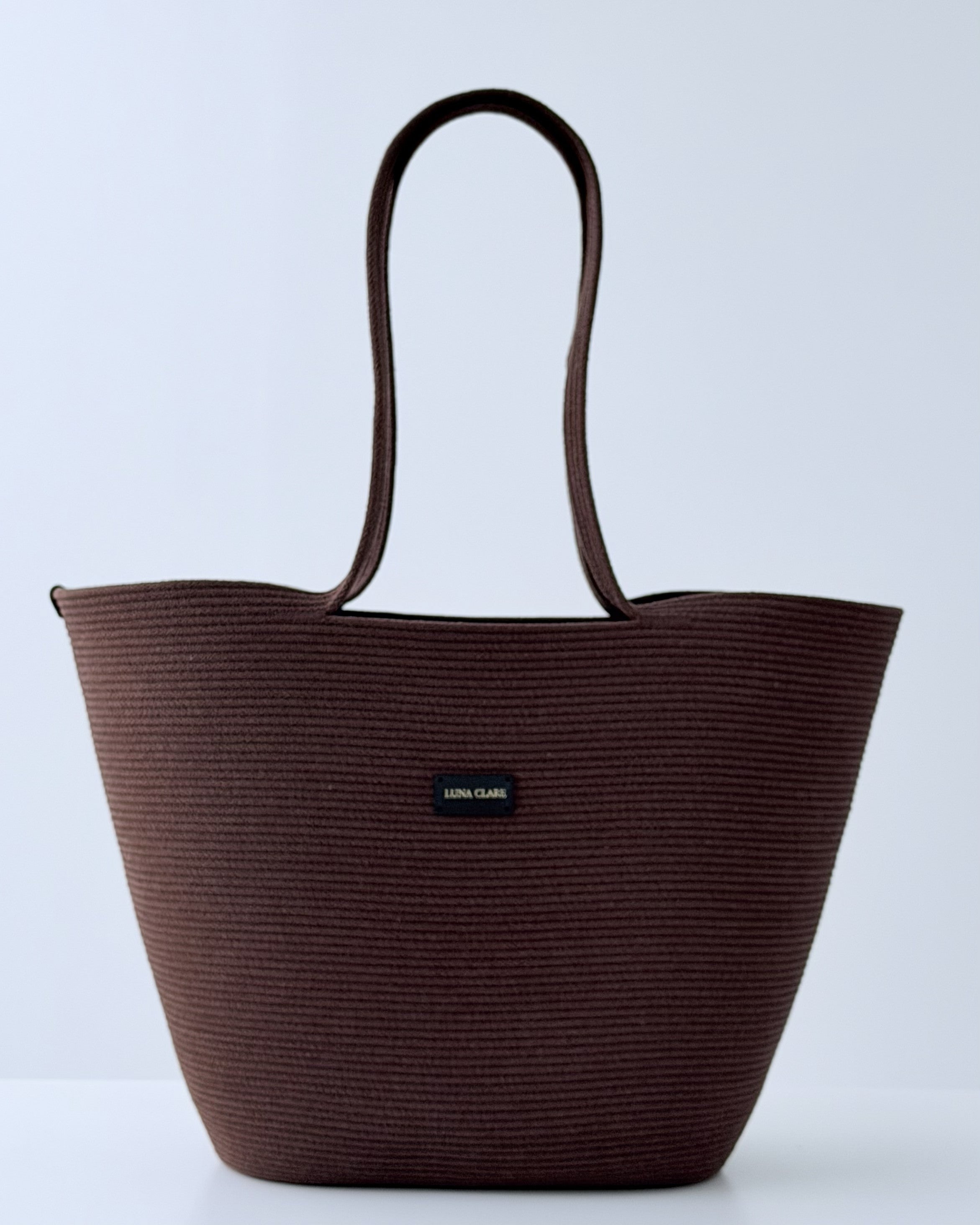 Luna Oval – Dark Cocoa