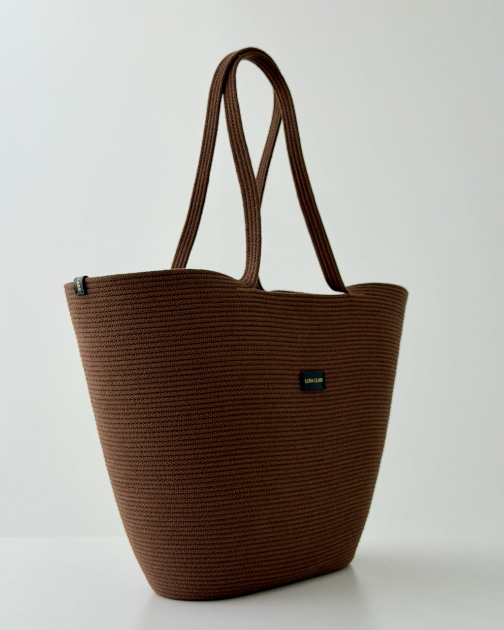 Luna  Oval – Soft Mocha